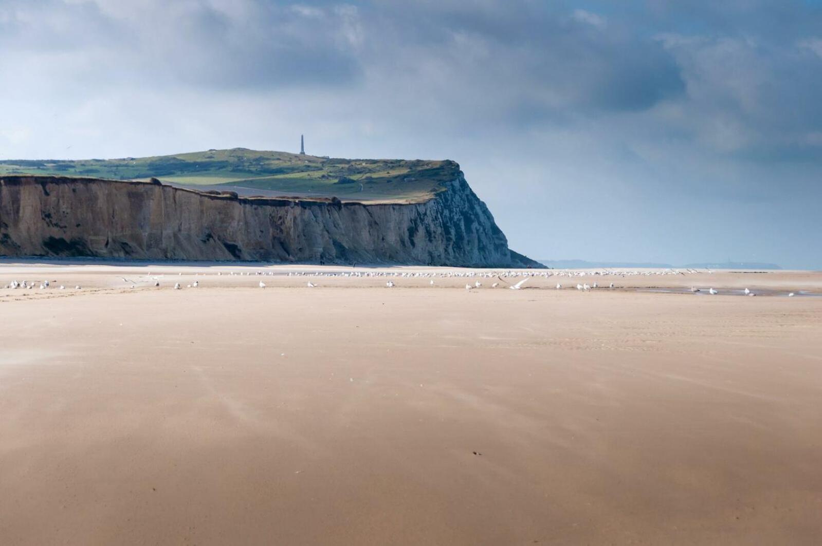 Les Appartements D'Ostende Calais Exteriör bild